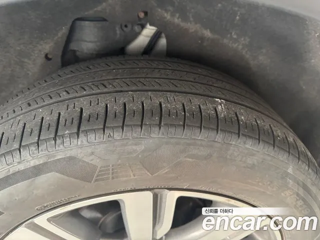 Land Rover Discovery Sport 2017 thumb 5