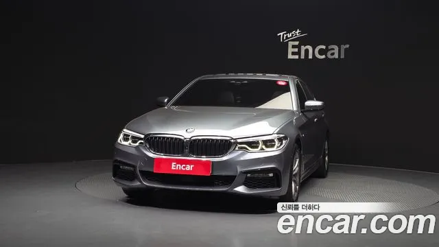 BMW 5 серии 2017 thumb 3