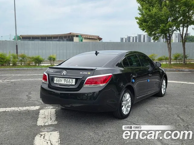 Chevrolet Alpheon 2015 thumb 2