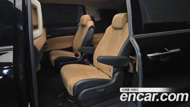 Kia Carnival 2020 thumb 12