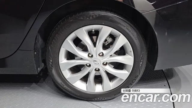 Renault Latitude 2017 thumb 5