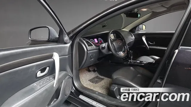 Renault Latitude 2017 thumb 10