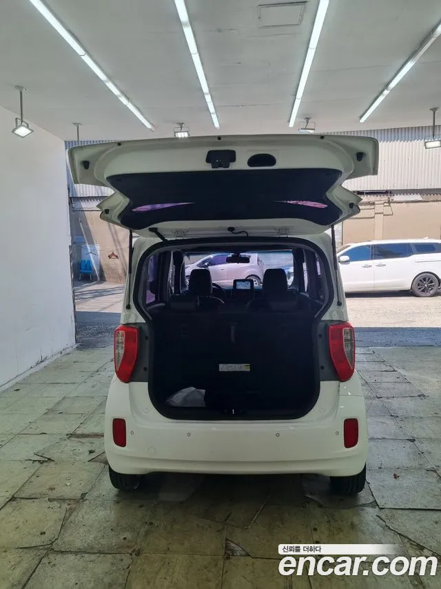 Kia Ray 2015 thumb 5