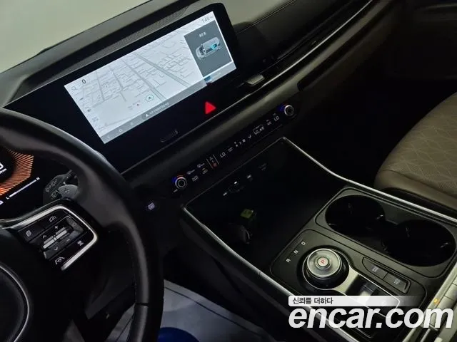 Kia Carnival 2024 thumb 9