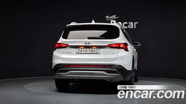 Hyundai Santa Fe 2021 thumb 4