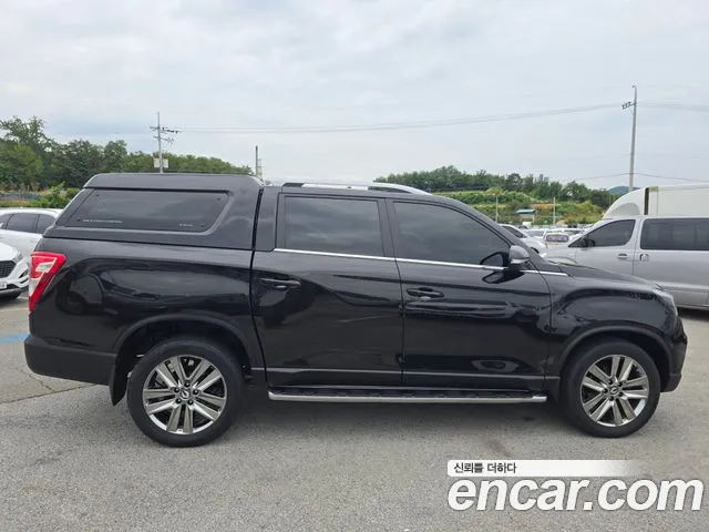 KG_Mobility_Ssangyong Rexton 2019 thumb 4