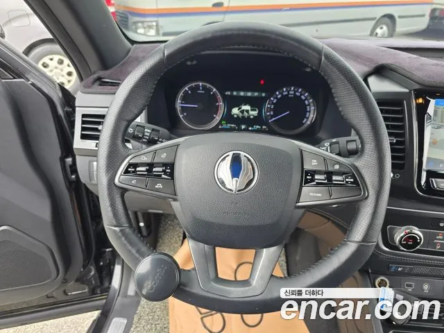 KG_Mobility_Ssangyong Rexton 2019 thumb 10