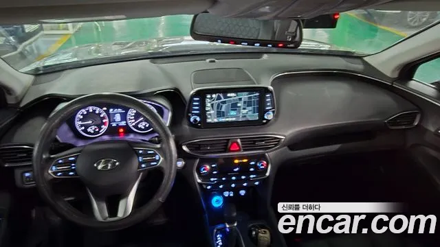 Hyundai Santa Fe 2018 thumb 9