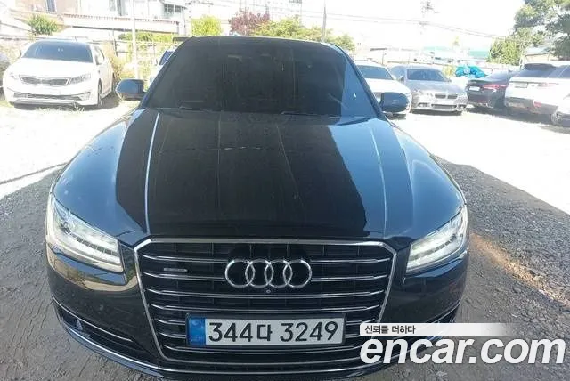 Audi A8 2014 thumb 6