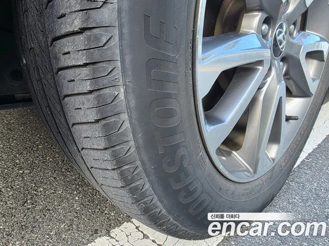 Hyundai Santa Fe 2012 thumb 5
