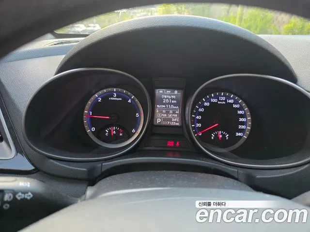 Hyundai Santa Fe 2012 thumb 8
