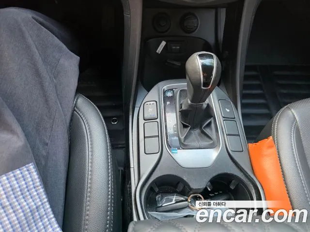 Hyundai Santa Fe 2012 thumb 9