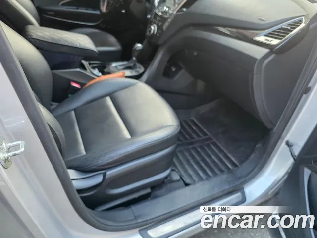 Hyundai Santa Fe 2012 thumb 10