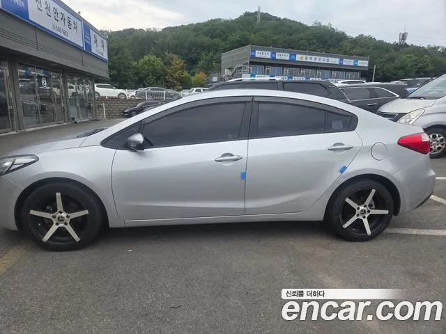 Kia K3 2015 thumb 3