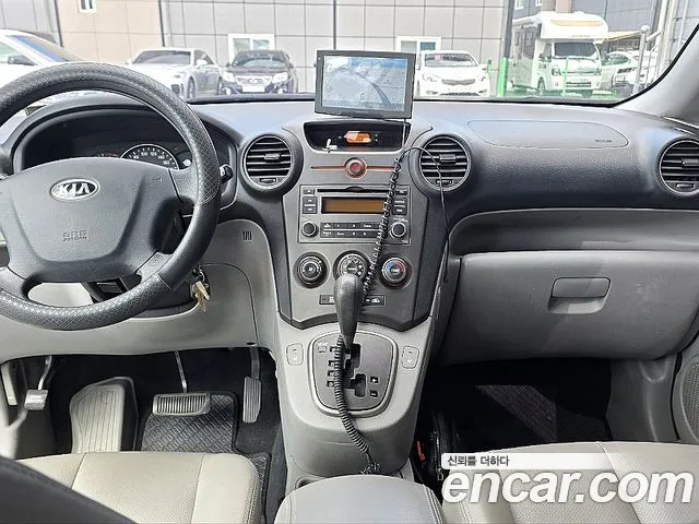 Kia Carens 2008 thumb 9