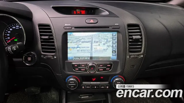 Kia K3 2015 thumb 12