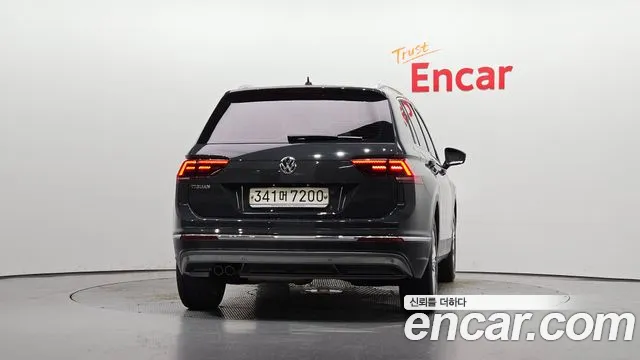 Volkswagen Tiguan 2020 thumb 4