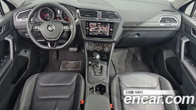 Volkswagen Tiguan 2020 thumb 7