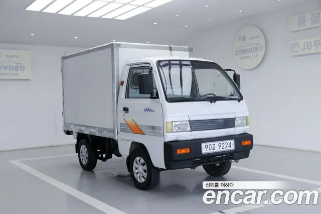 Chevrolet labo 2011 thumb 3