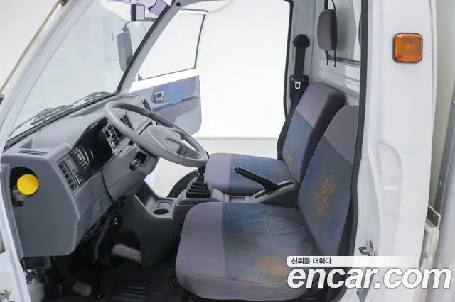 Chevrolet labo 2011 thumb 8