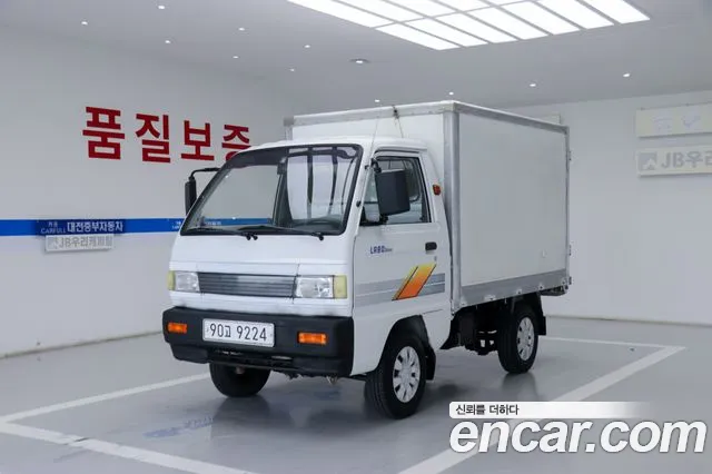 Chevrolet labo 2011 thumb 11