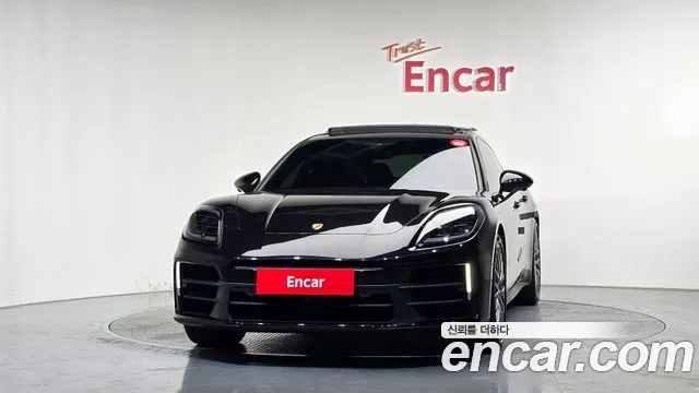 Porsche Panamera 2025 thumb 3
