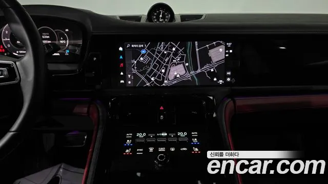 Porsche Panamera 2025 thumb 12