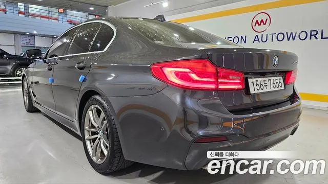 BMW 5 серии 2020 thumb 4