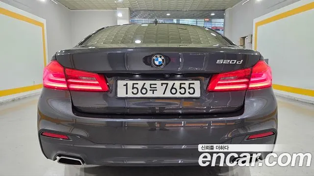 BMW 5 серии 2020 thumb 5