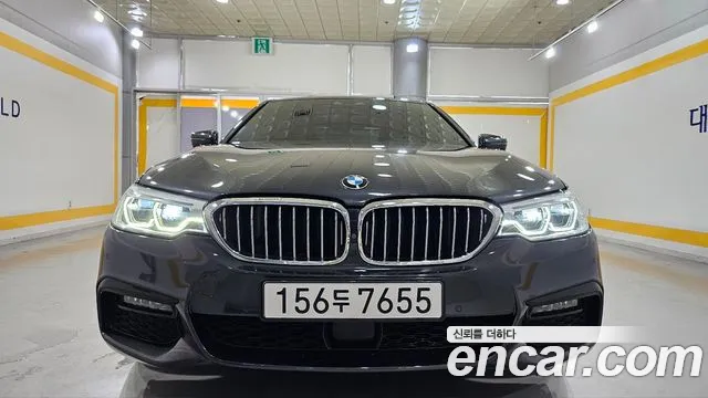 BMW 5 серии 2020 thumb 12