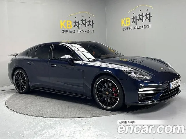 Porsche Panamera 2021 thumb 12