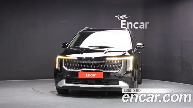 Kia Carnival 2024 thumb 3