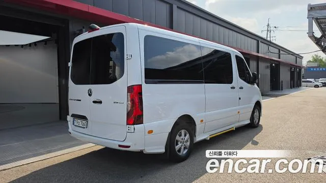 Mercedes-Benz Sprinter 2024 thumb 2