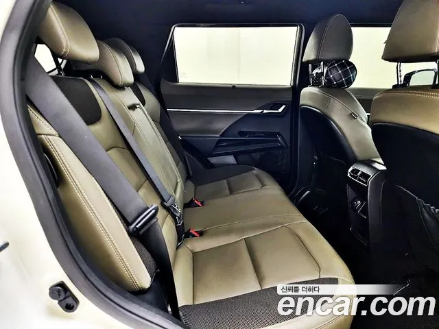 KG_Mobility_Ssangyong Torres 2022 thumb 10