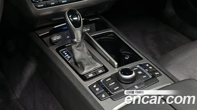Hyundai Genesis 2016 thumb 9