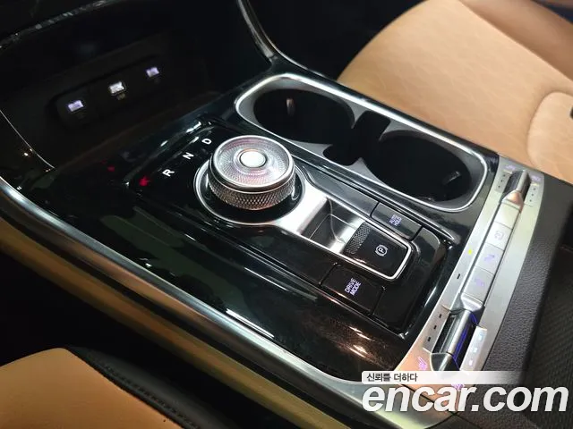 Kia Carnival 2023 thumb 7