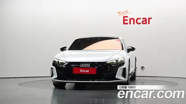 Audi e-tron GT 2022 thumb 3