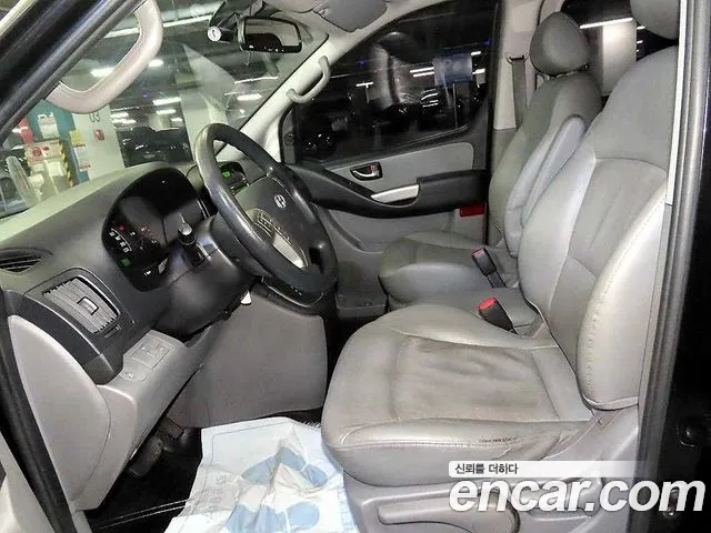 Hyundai Starex 2012 thumb 6