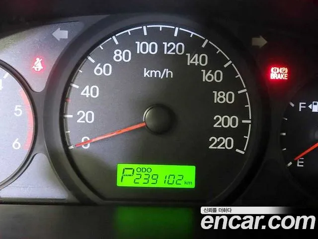 Hyundai Starex 2012 thumb 9