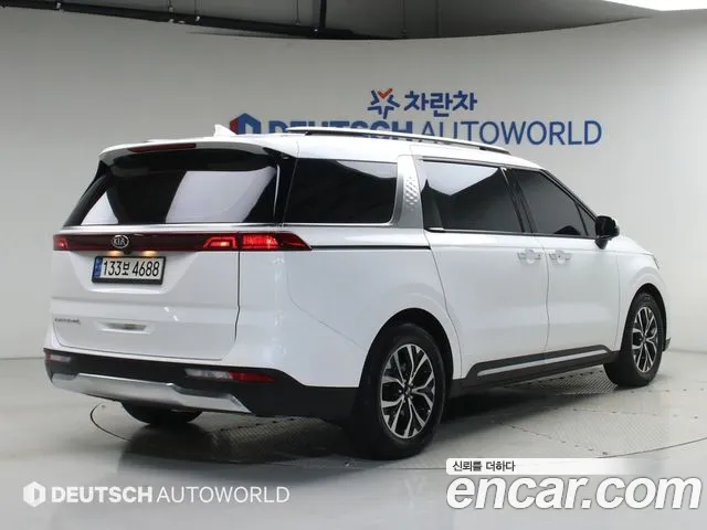 Kia Carnival 2021 thumb 2