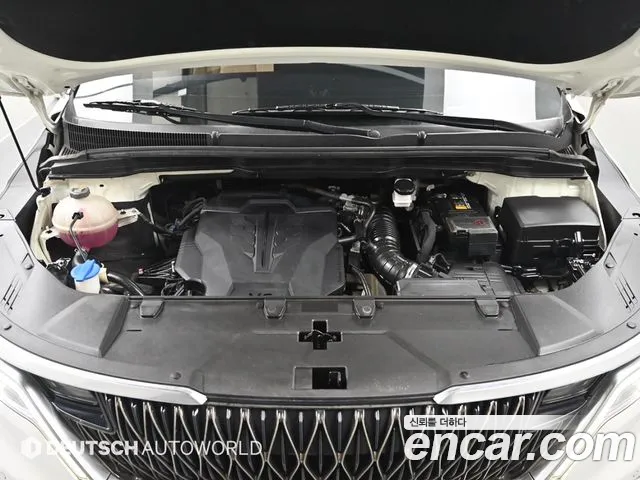 Kia Carnival 2021 thumb 6