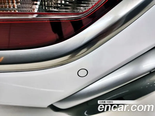 Hyundai Santa Fe 2018 thumb 6