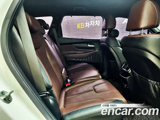 Hyundai Santa Fe 2018 thumb 10