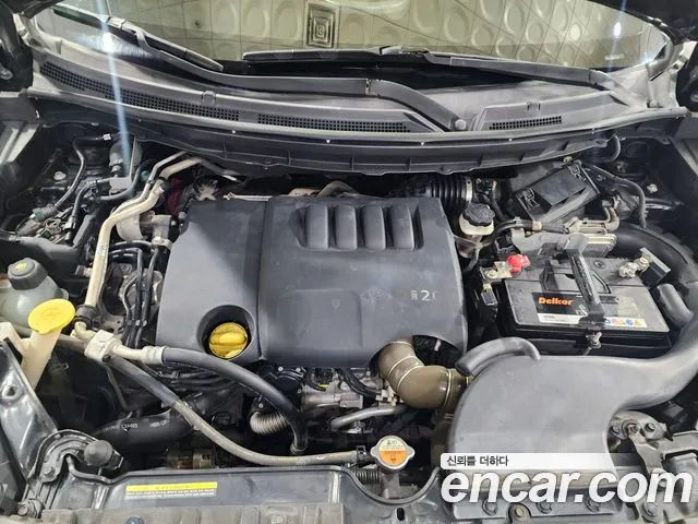 Renault QM5 2014 thumb 6