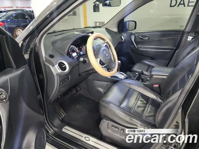 Renault QM5 2014 thumb 10