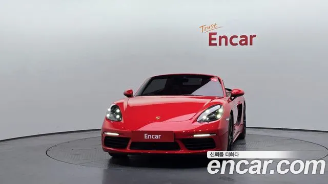 Porsche Cayman 2022 thumb 3