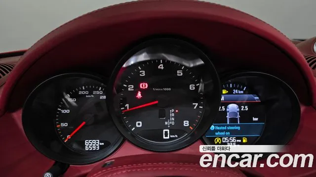 Porsche Cayman 2022 thumb 8