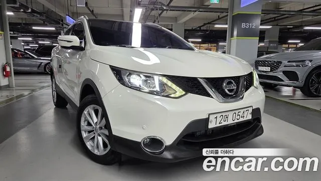 Nissan Qashqai 2015 thumb 11