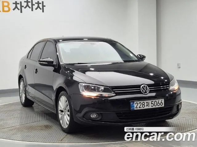 Volkswagen Jetta 2014 thumb 2