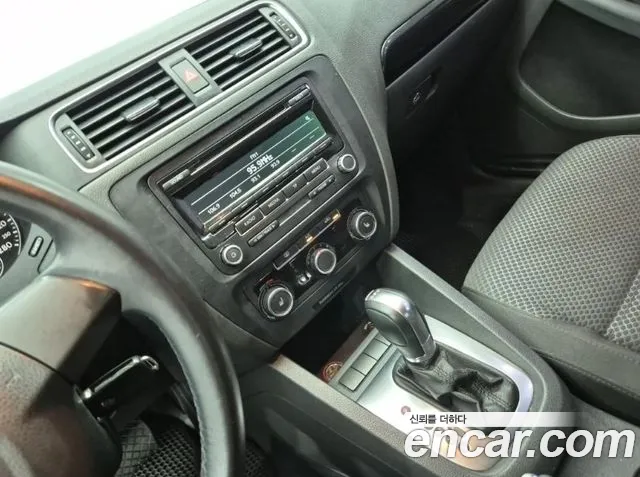 Volkswagen Jetta 2014 thumb 10
